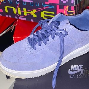 Size 10 Nike Air Force one foams slightly used